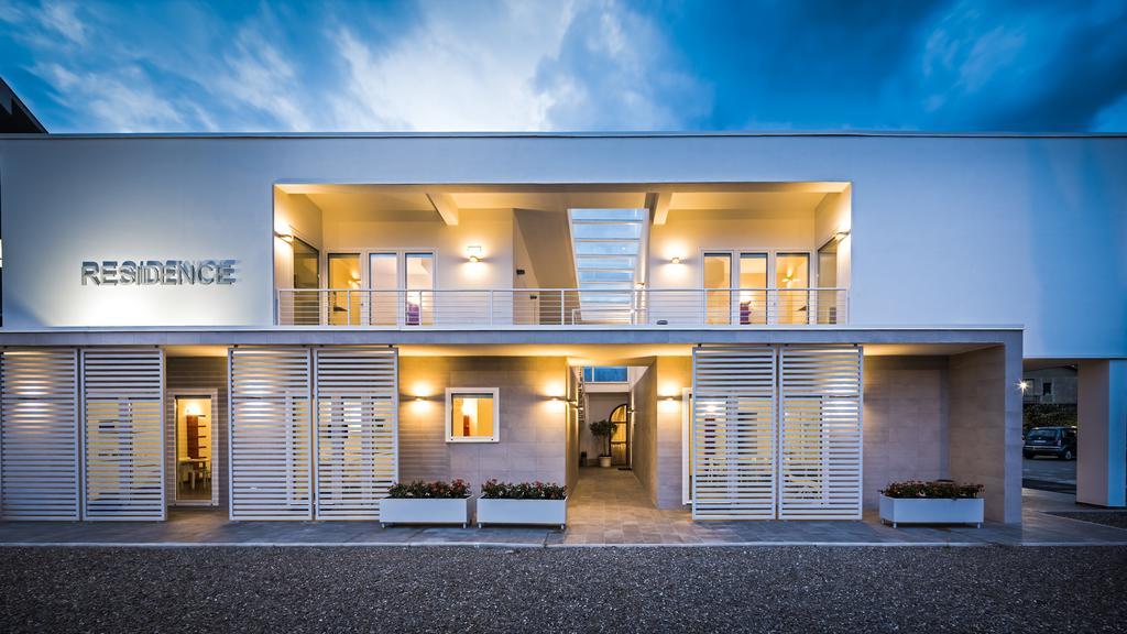 Residence Peloni Арецо Екстериор снимка