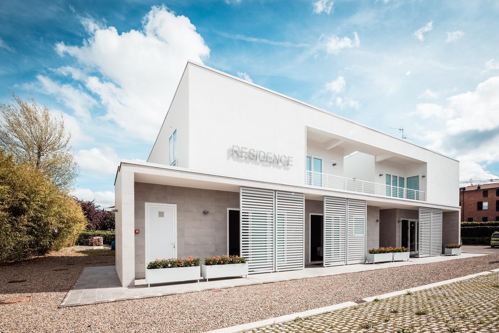 Residence Peloni Арецо Екстериор снимка